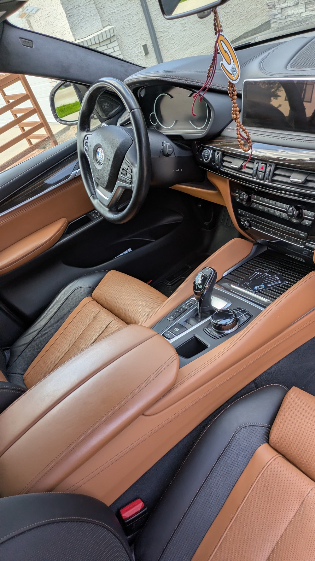 BMW X5 cockpit, cognac leather buttery clean