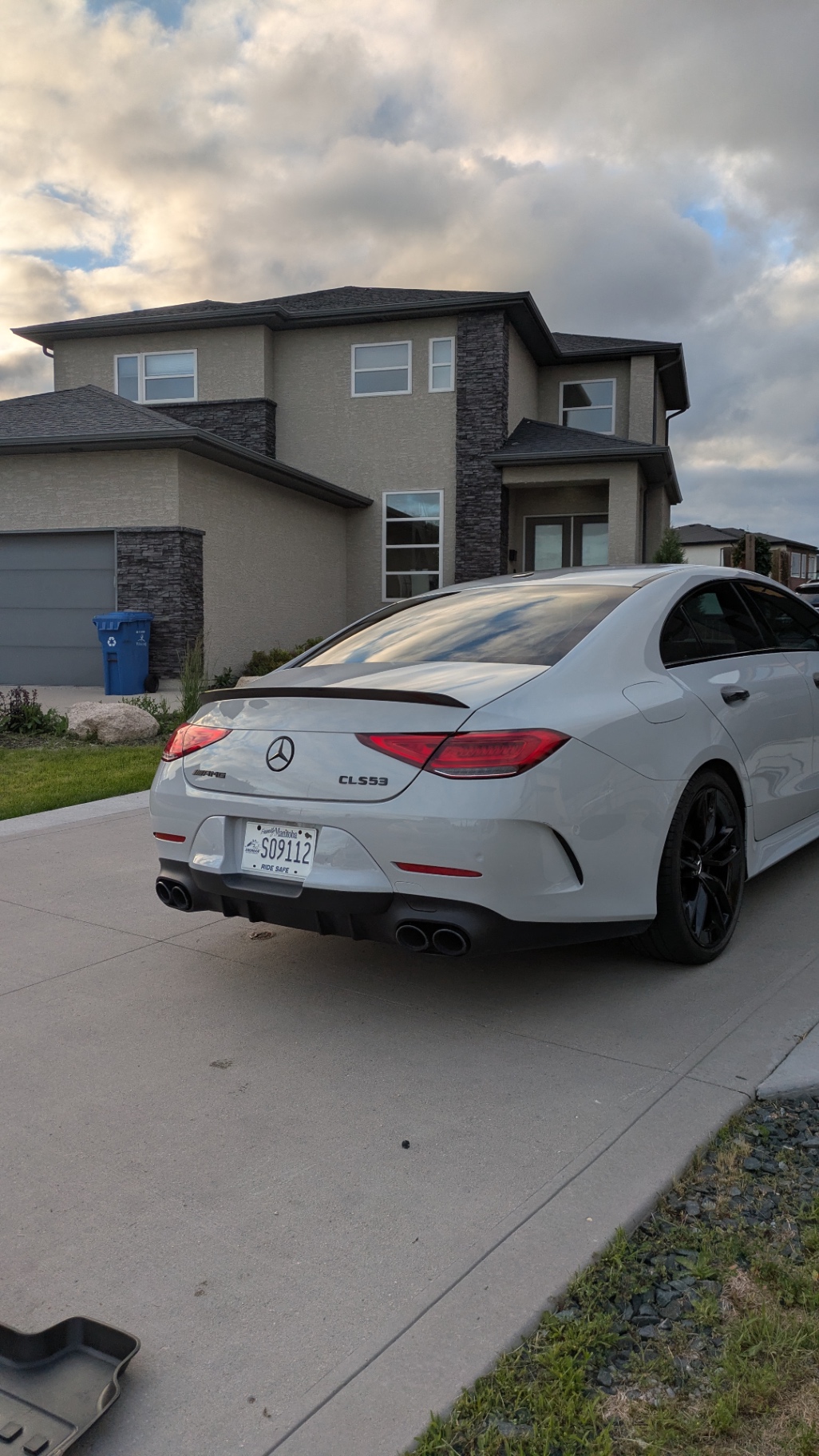 CLS 53 quarter view, wheels and paint on point